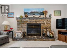 1072 Evergreen, Canmore, AB T1W2P9 Photo 30