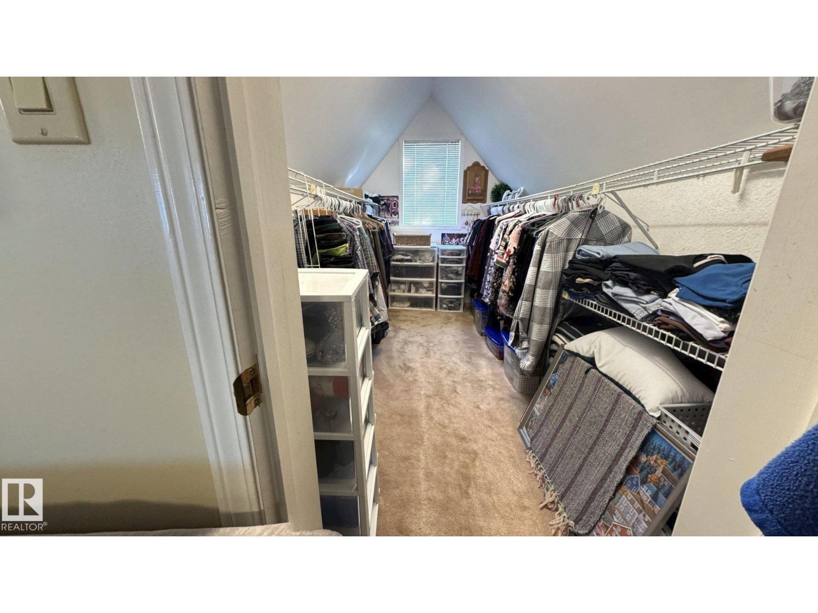 4804 45 ST - 25