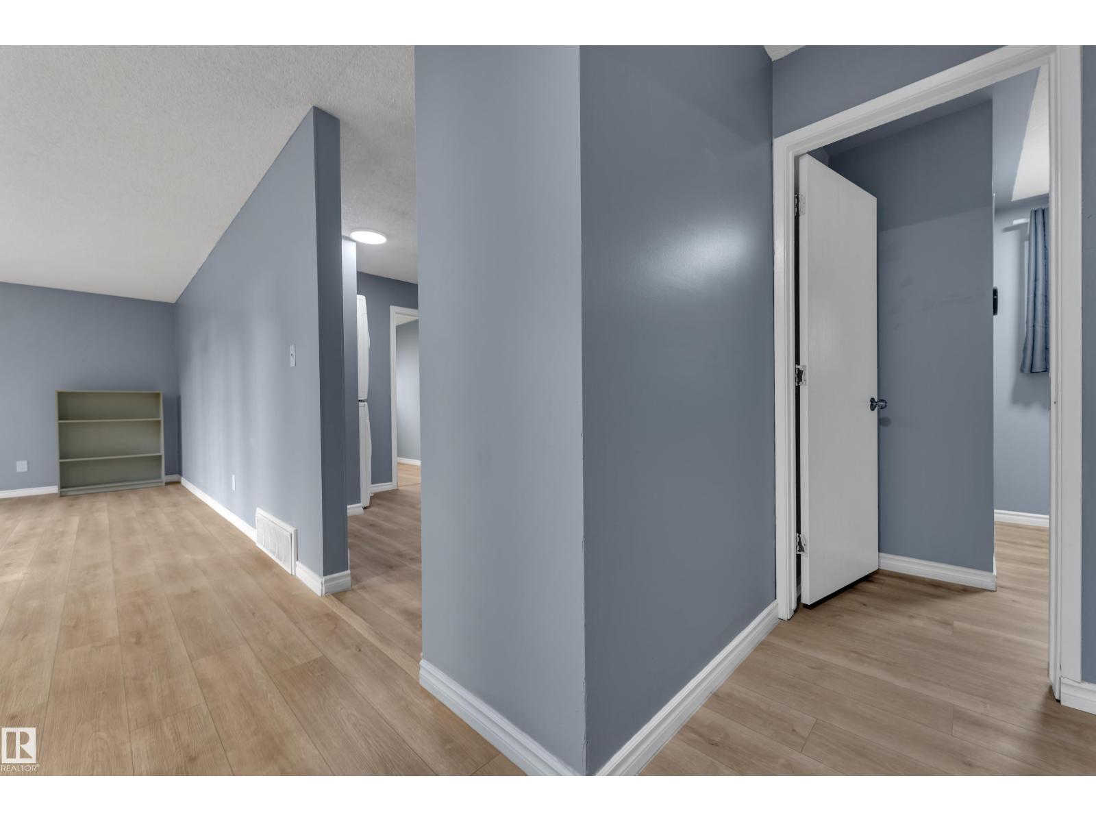 3111 67 ST NW - 20