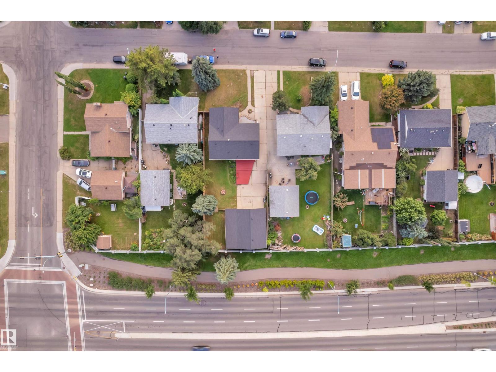 3111 67 ST NW - 39