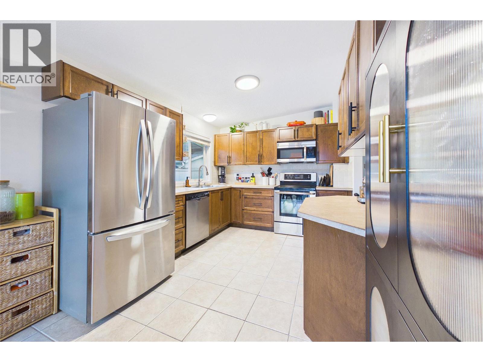 1393 Highland Drive S - 12