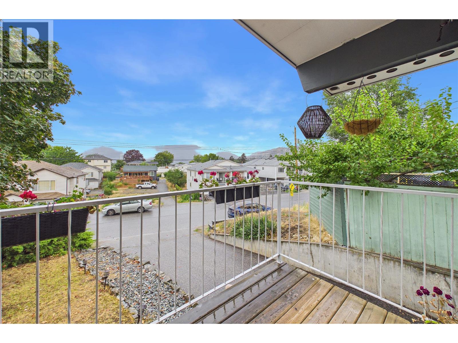 1393 Highland Drive S - 7