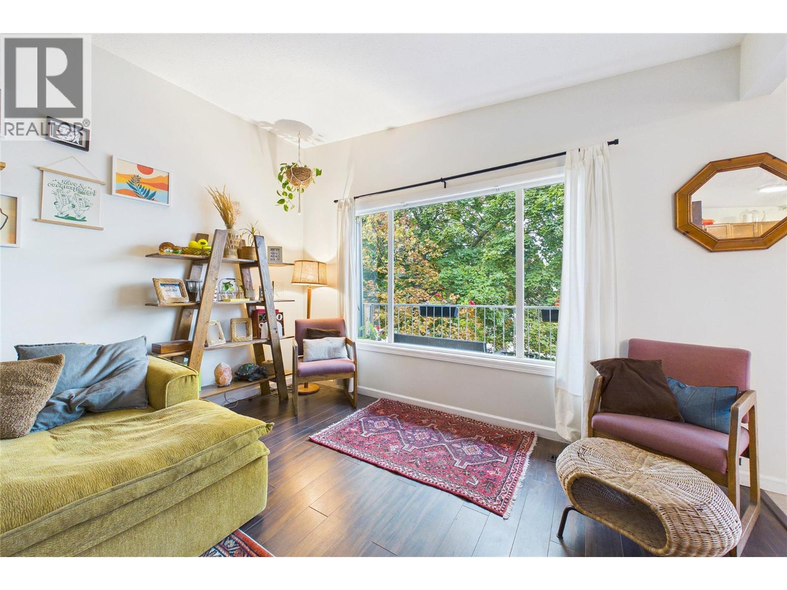 1393 Highland Drive S - 3