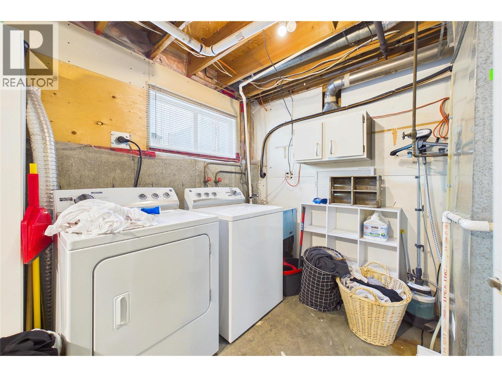1393 Highland Drive S - 34