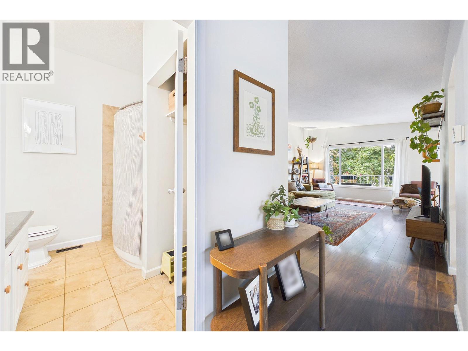 1393 Highland Drive S - 18