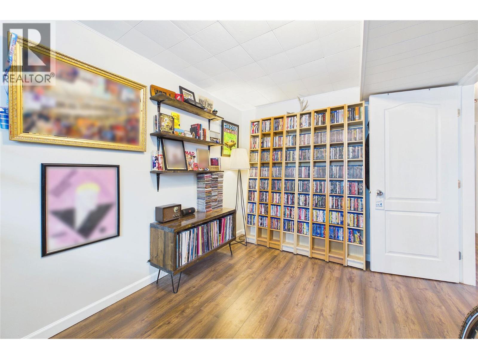  1393 Highland Drive South, Kelowna