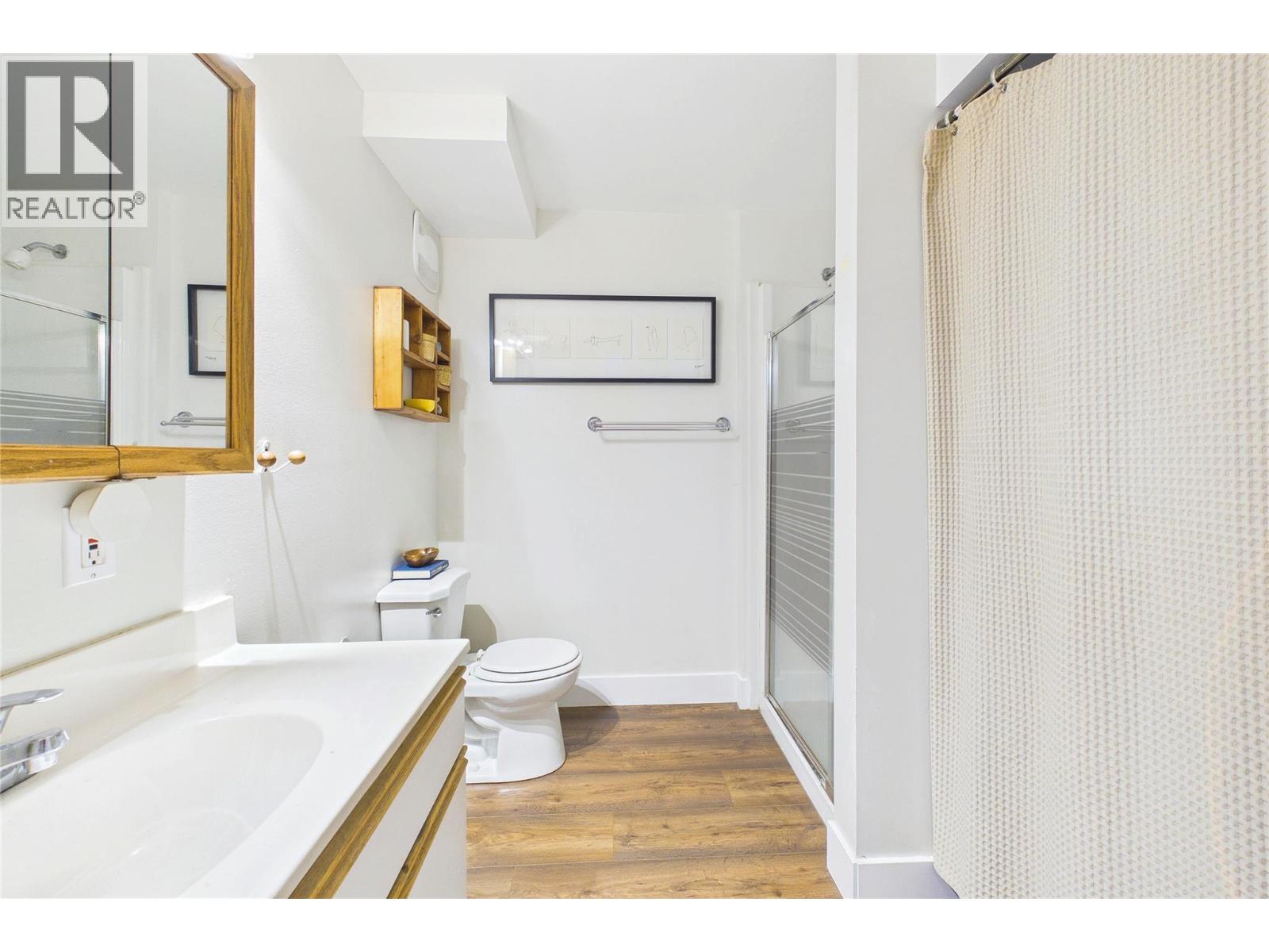  1393 Highland Drive South, Kelowna