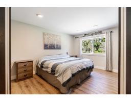 19904 36 Avenue, Langley, BC V3A2R4 Photo 14