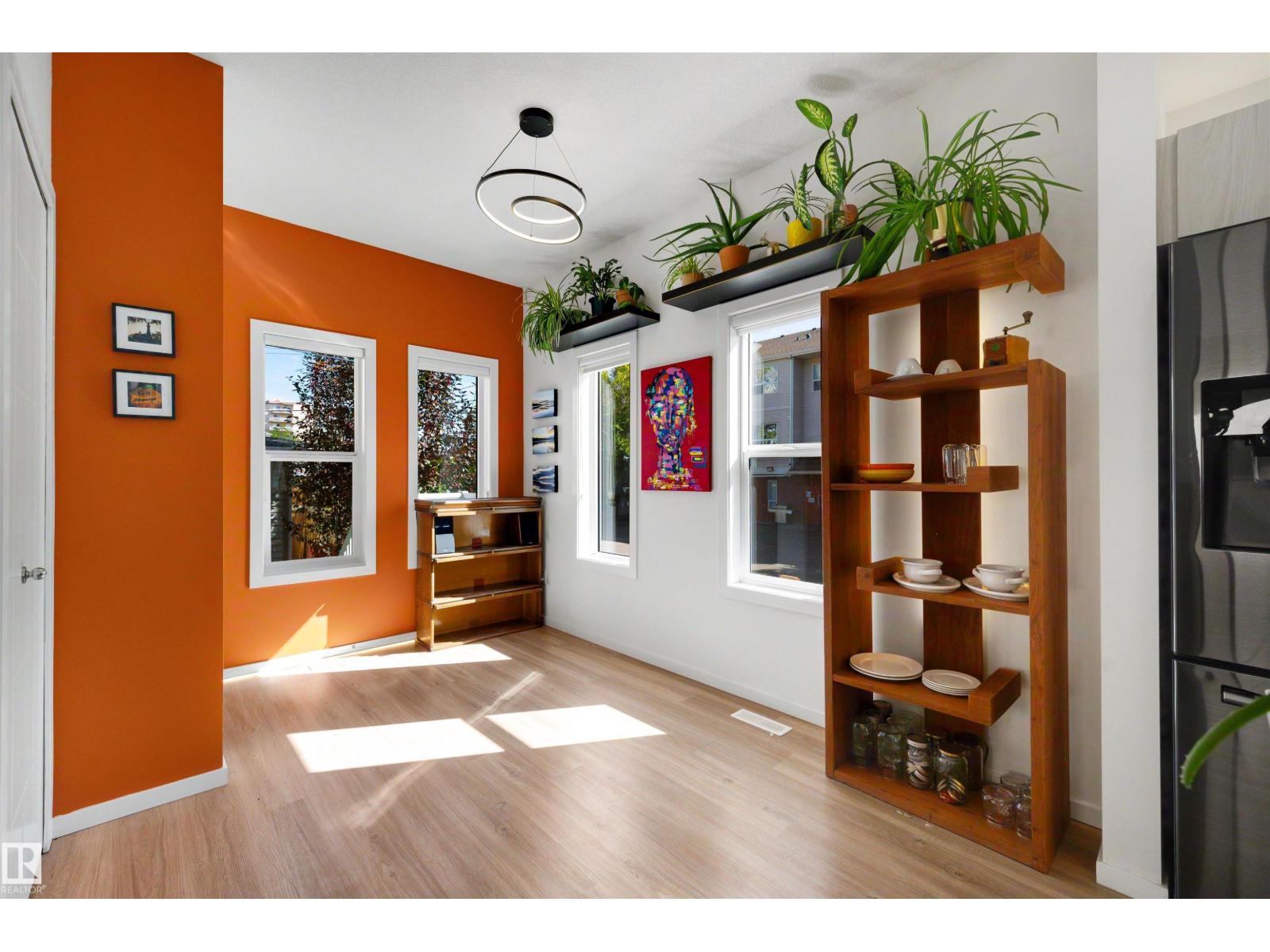 11215 87 ST NW - 16