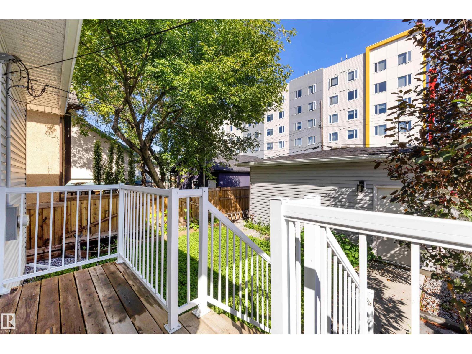 11215 87 ST NW - 27