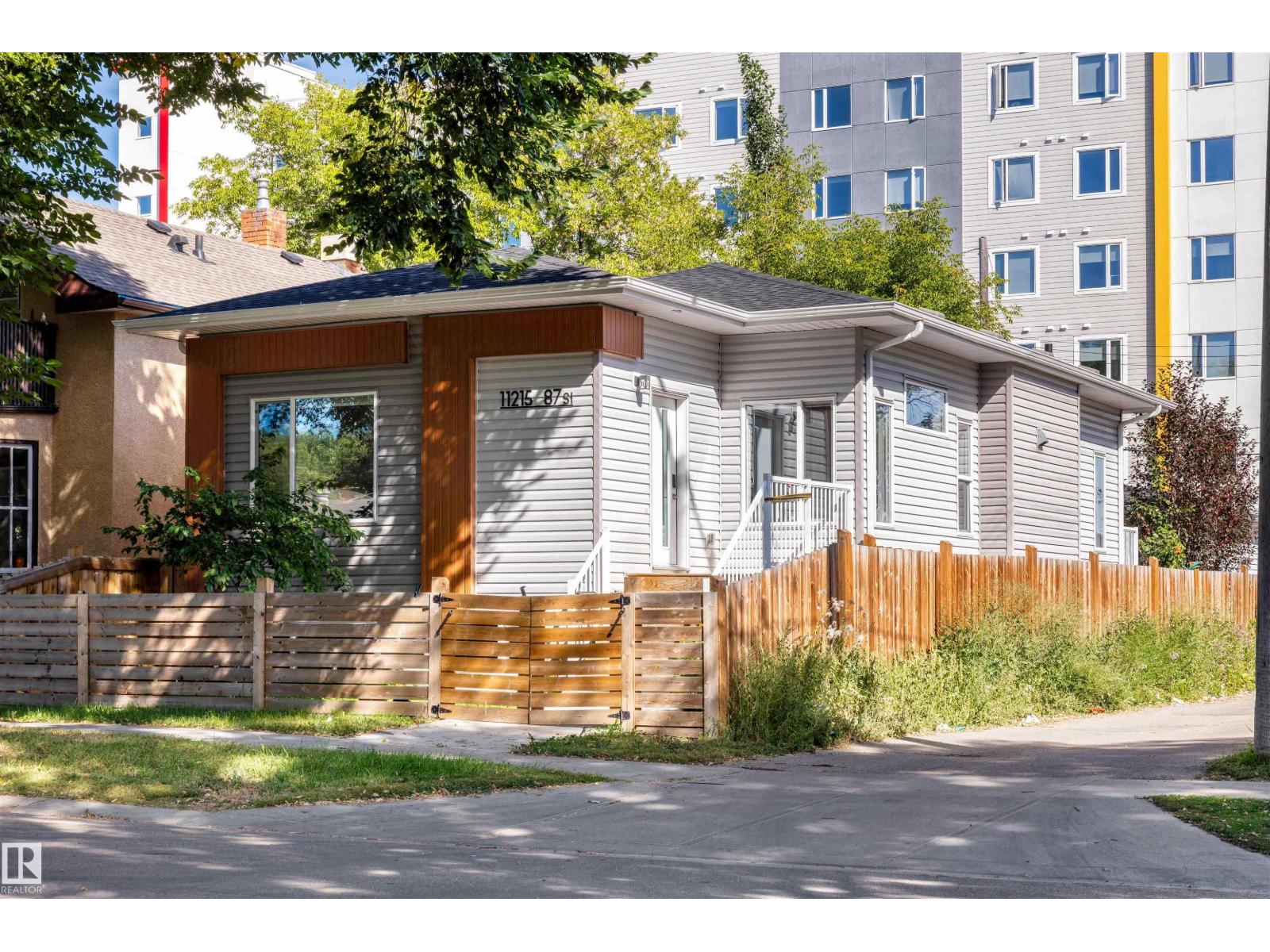 11215 87 ST NW - 28