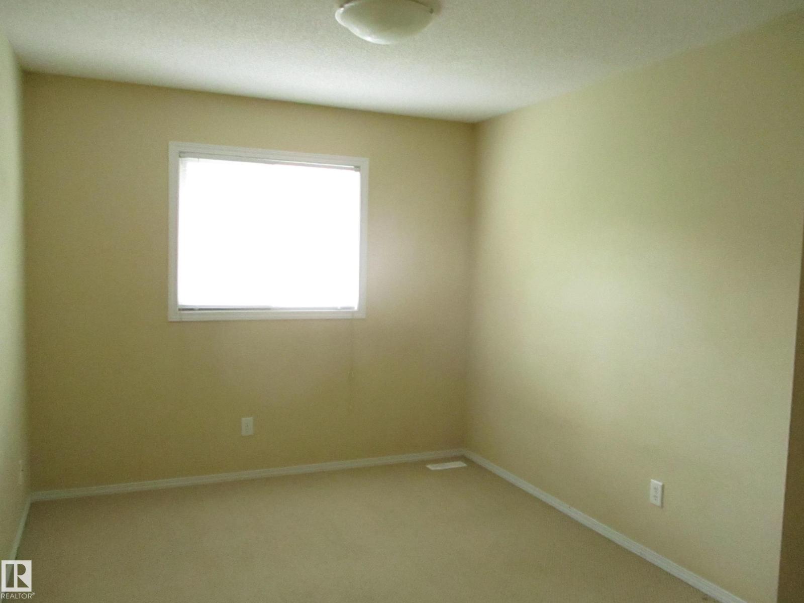 #37 287 macewan RD SW - 23