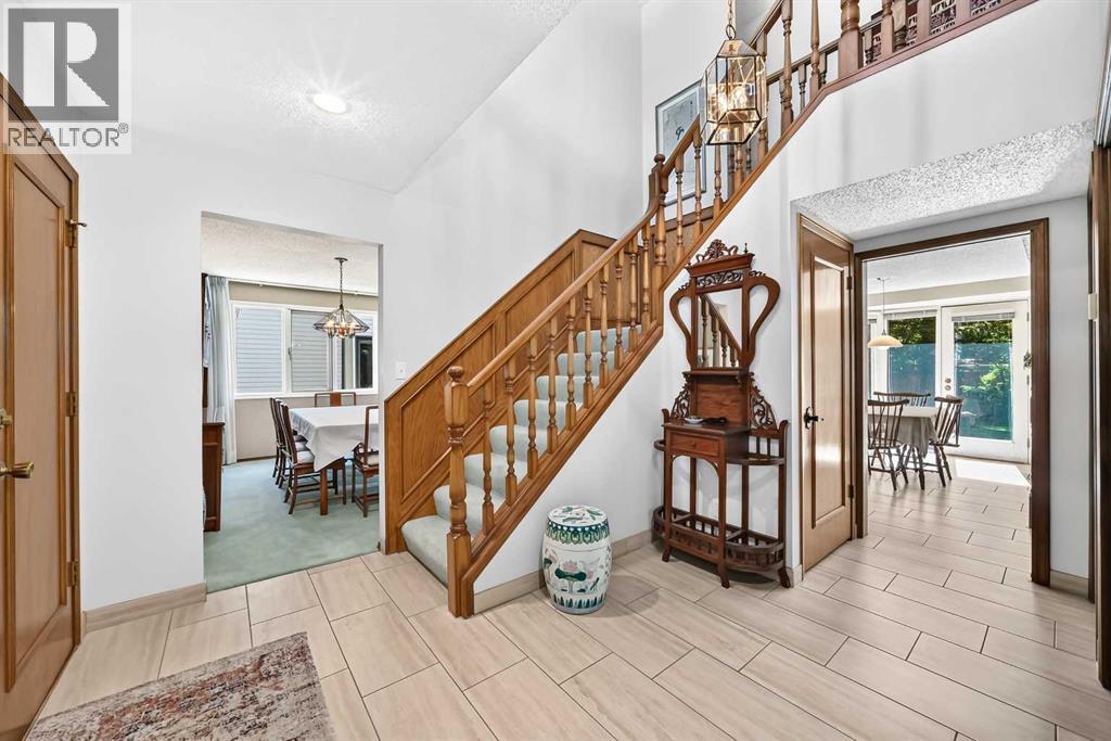 391 Canterville Drive SW - 23
