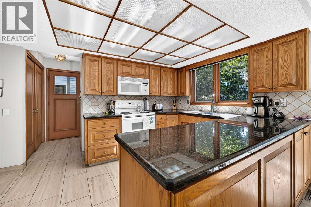 391 Canterville Drive SW - 10