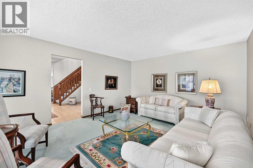 391 Canterville Drive SW - 21