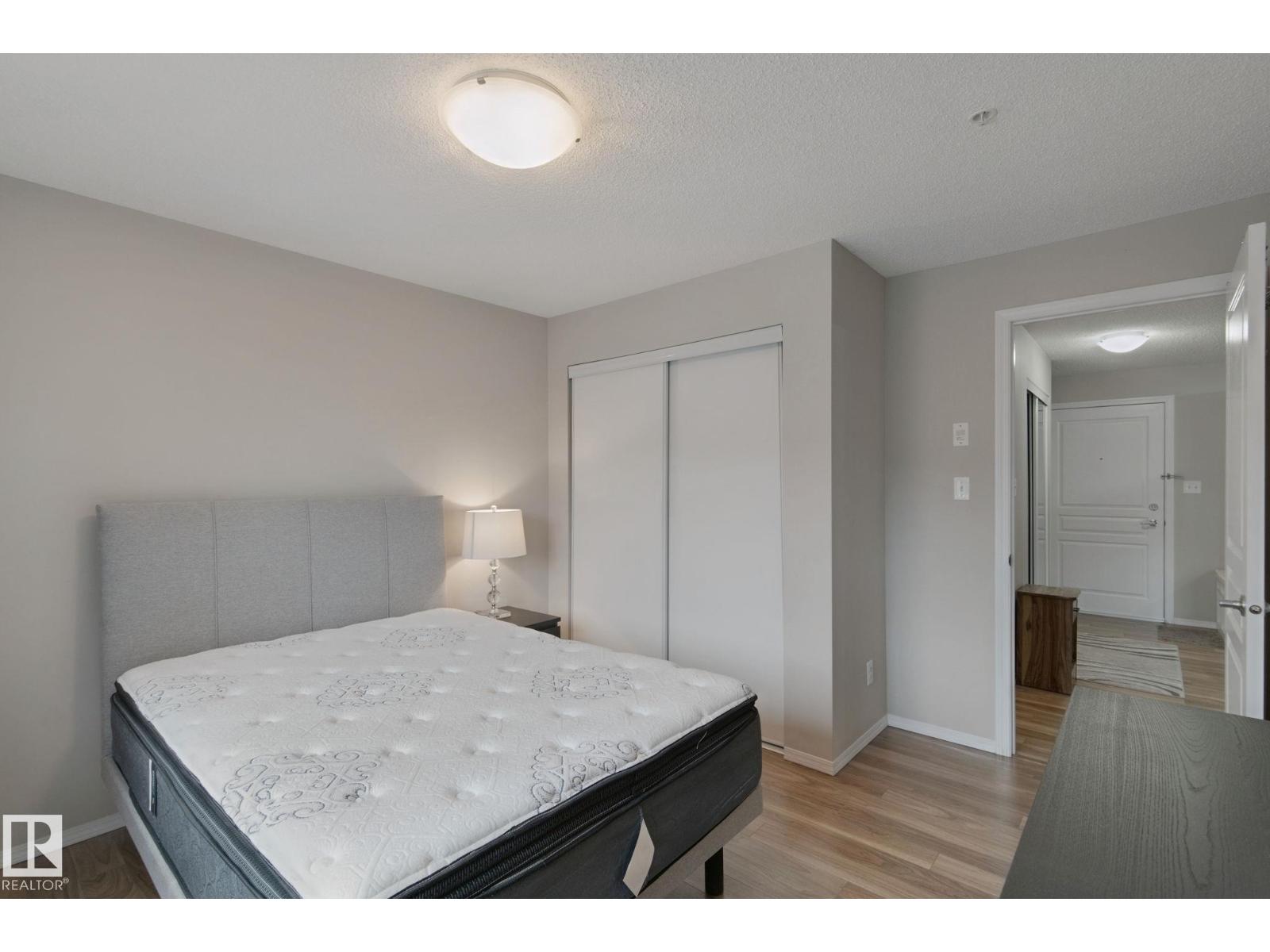 #232 301 CLAREVIEW STATION DR NW - 23