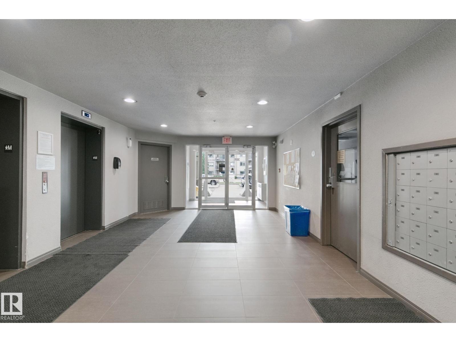 #232 301 CLAREVIEW STATION DR NW - 32