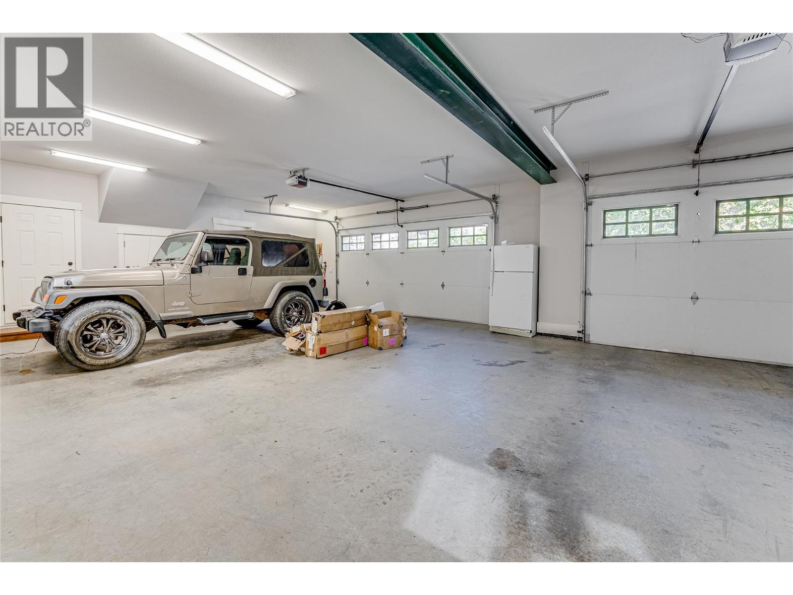 6054 Lynx Drive - 82