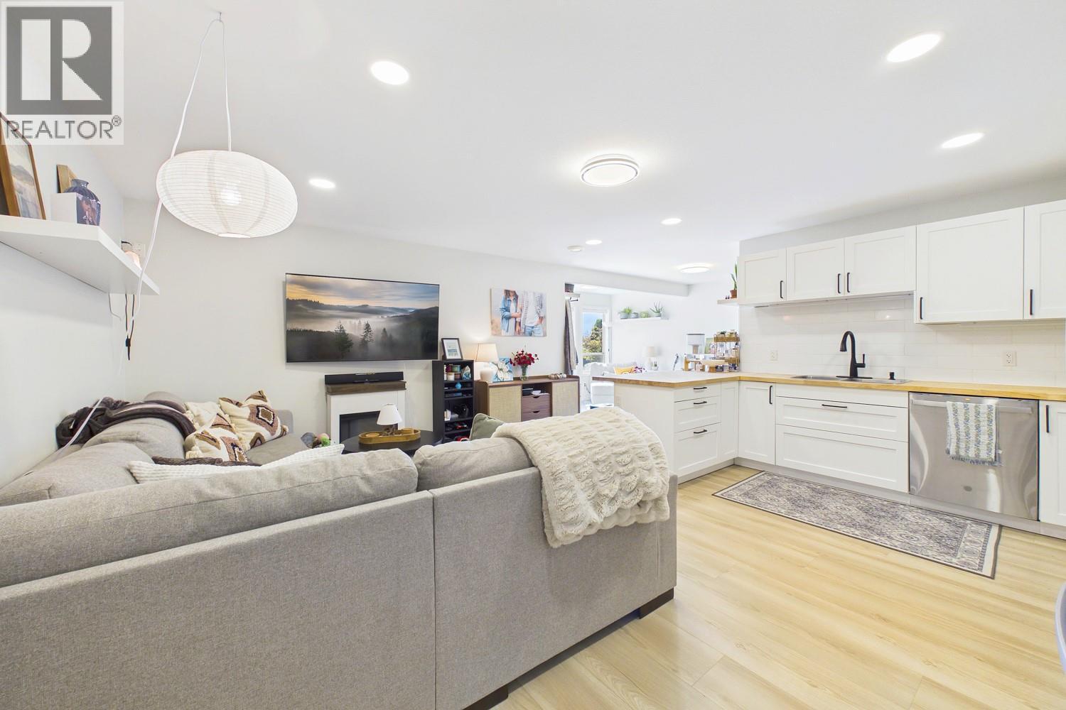  3439 Ridge Boulevard, West Kelowna