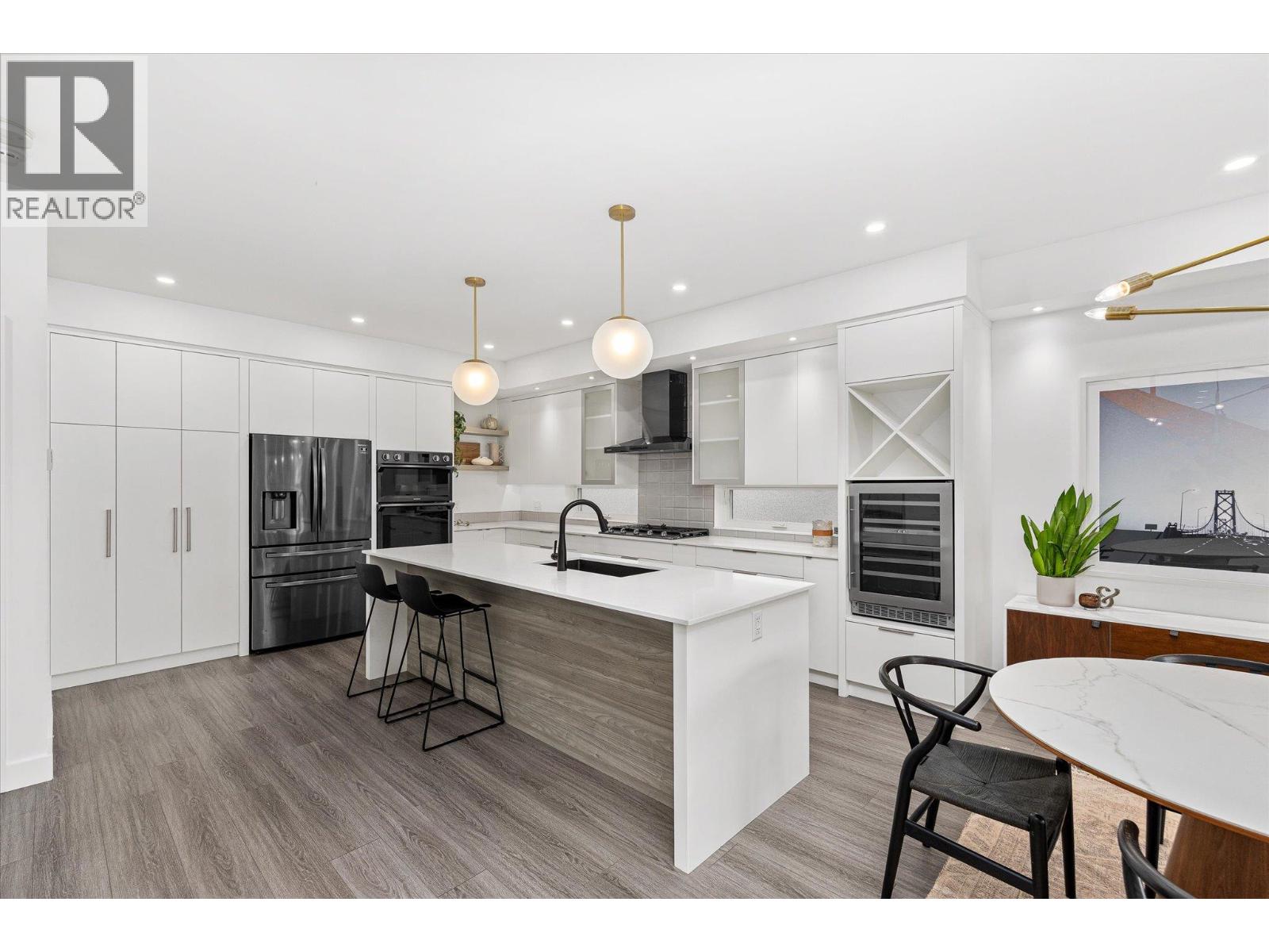 #101 651 Churchill Avenue - 6