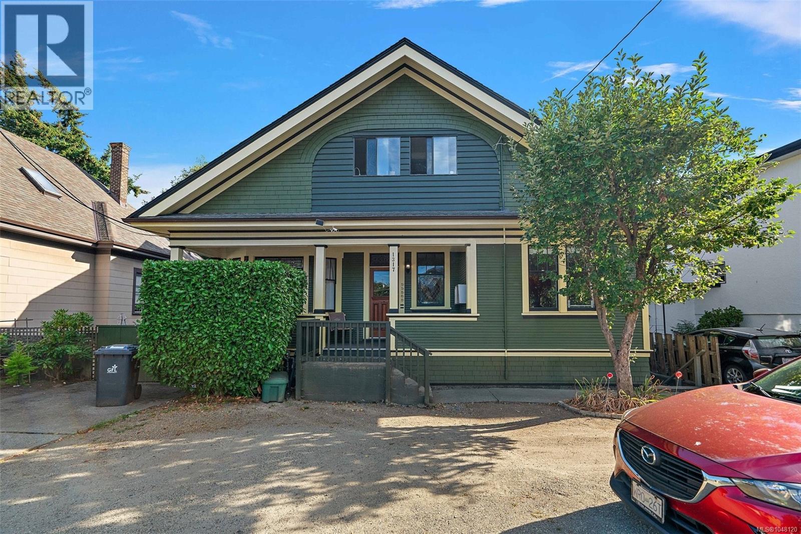  1317 Pandora Avenue, Victoria
