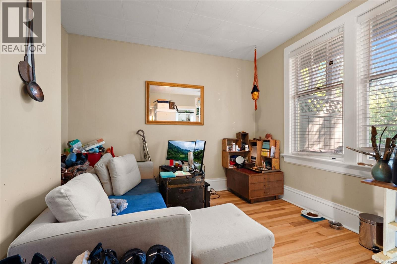 1317 Pandora Ave - 17