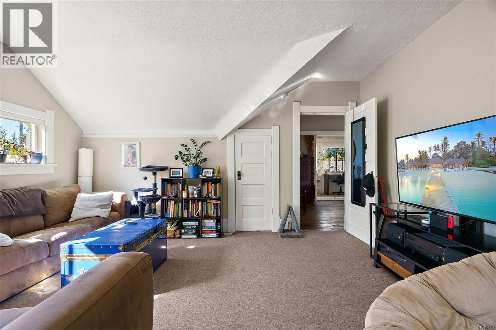 1317 Pandora Ave - 21