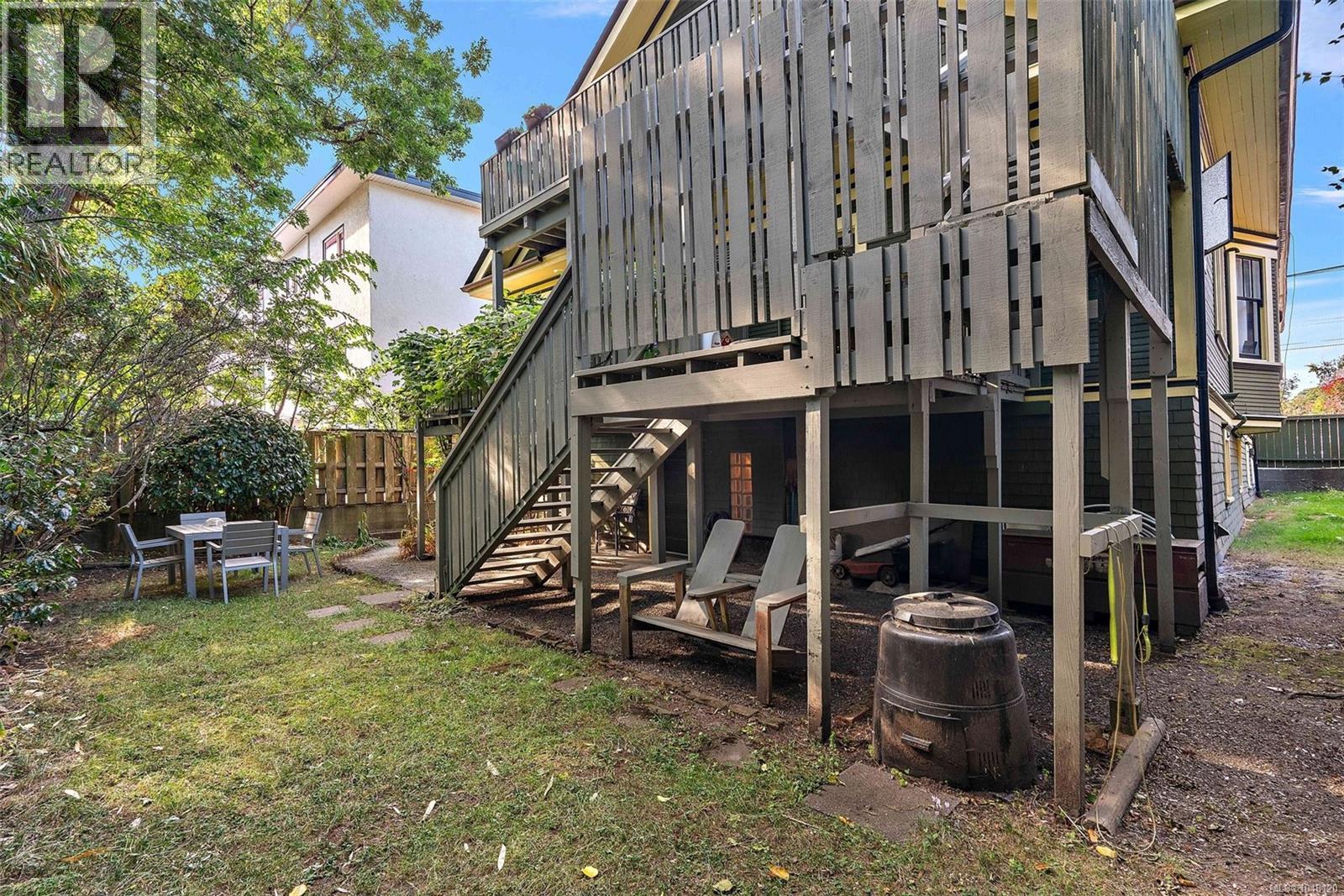 1317 Pandora Ave - 54