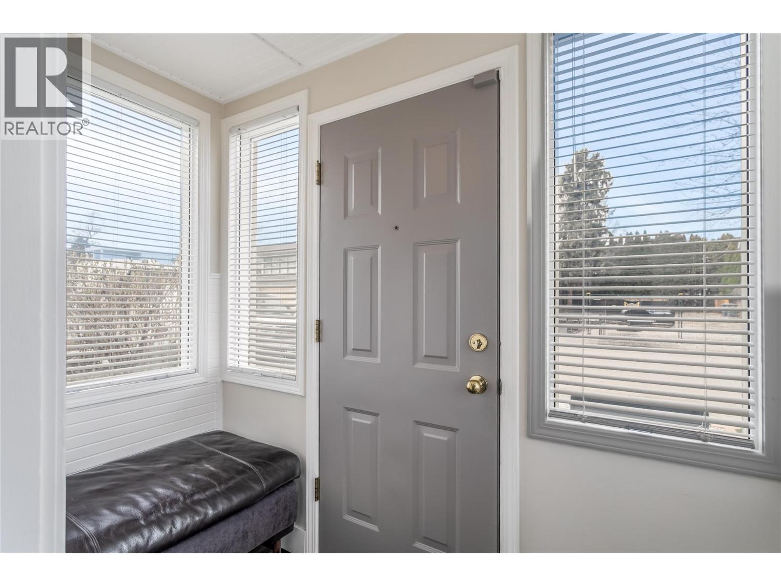  457 Patterson Avenue, Kelowna