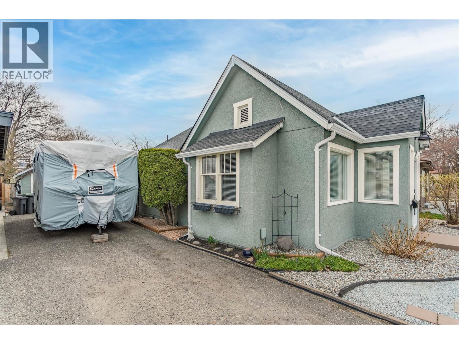  457 Patterson Avenue, Kelowna