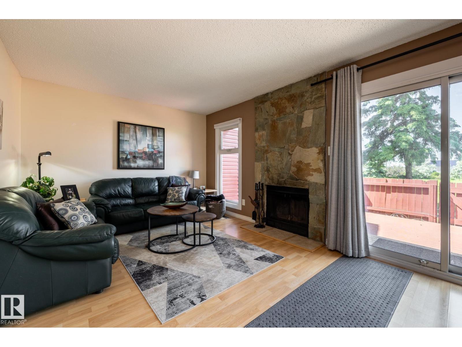 #31 4707 126 AV NW - 17