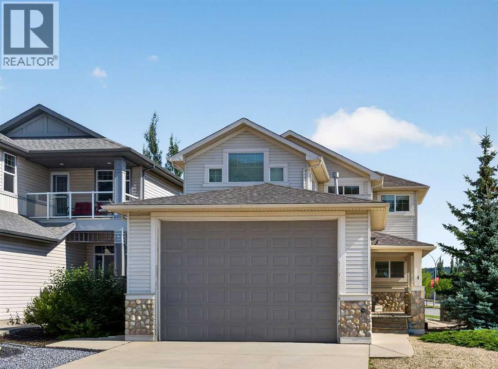 4 Sunset Square, Cochrane