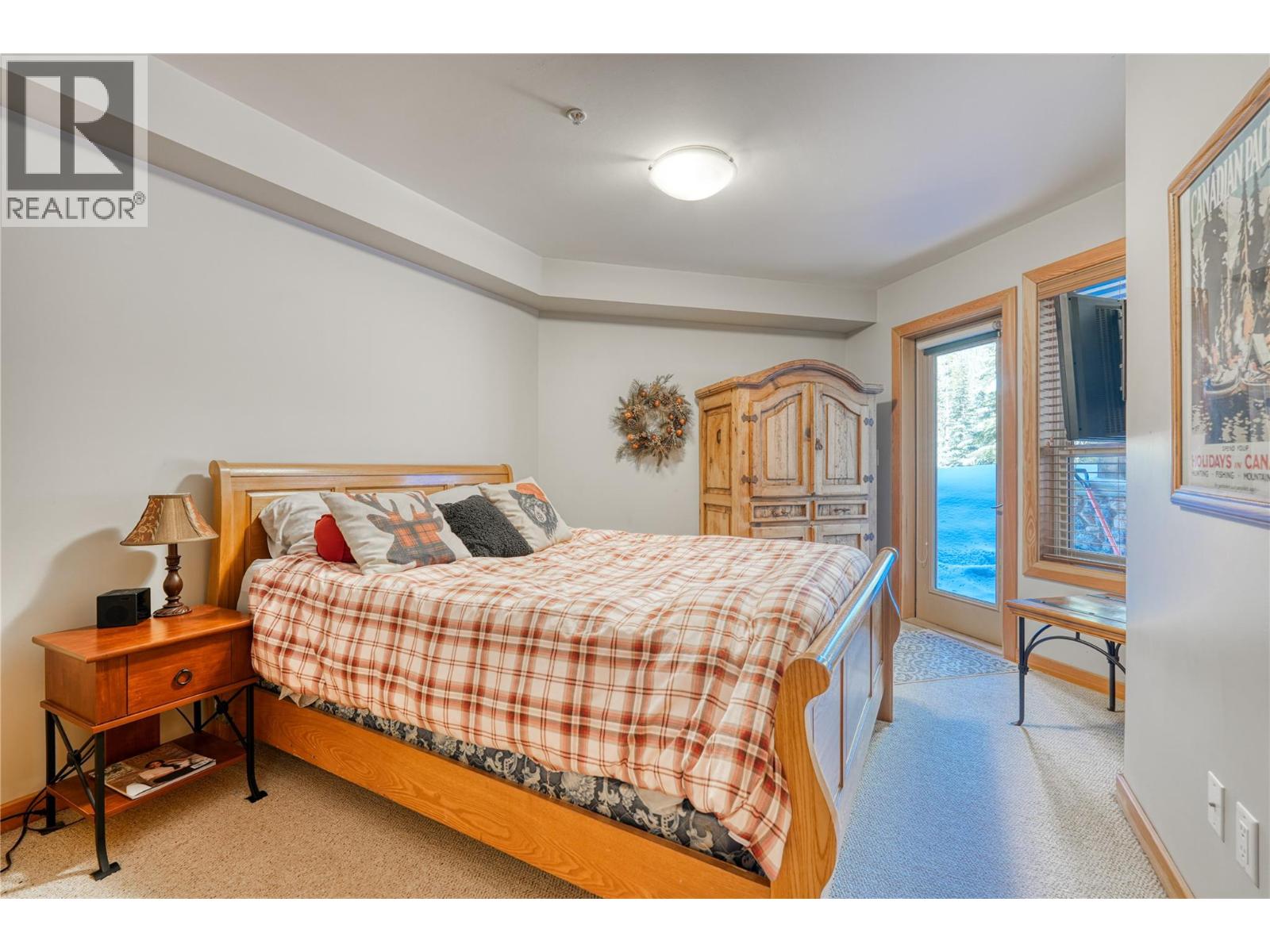 360 Strayhorse Road Unit# 3, Apex Mountain