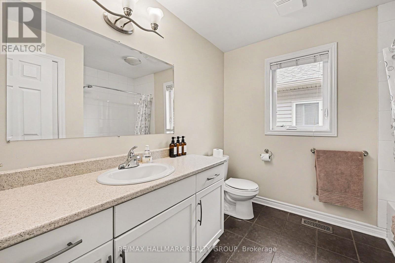 2 Bed, 2 Bath House for Sale in Arnprior – 86 FOURTH AVENUE, Arnprior – MLS# X13747576 - Image 20