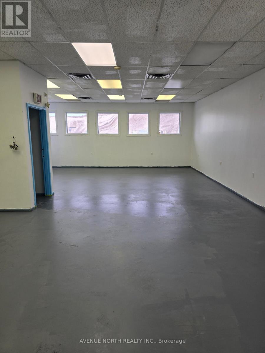 2 Bath Industrial for Sale in Ottawa – B14 – 2285 ST LAURENT BOULEVARD, Ottawa – MLS# X13747610 - Image 8