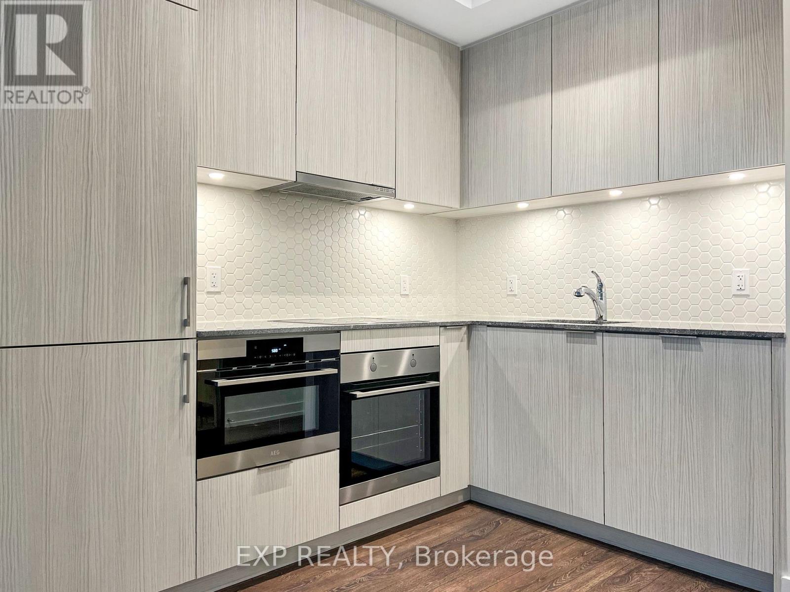 #407 158 Front Street East, Toronto (Moss Park), Ontario, M5A0K9, Toronto (Moss Park), Ontario — photo 5 of 5