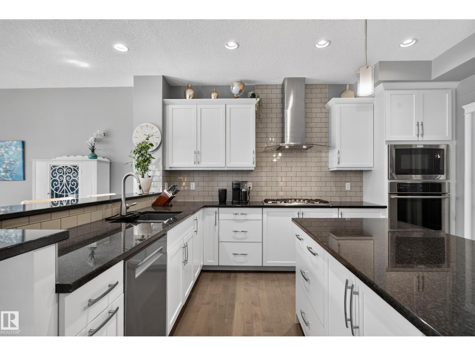 22933 94A AV NW - 21