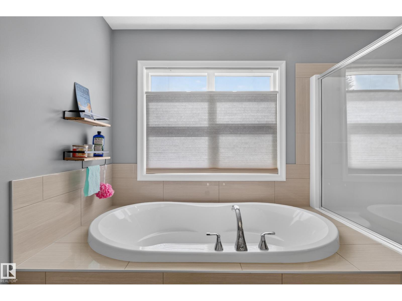 22933 94A AV NW - Image 37
