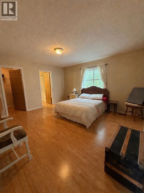 92 Peace River Avenue - 13
