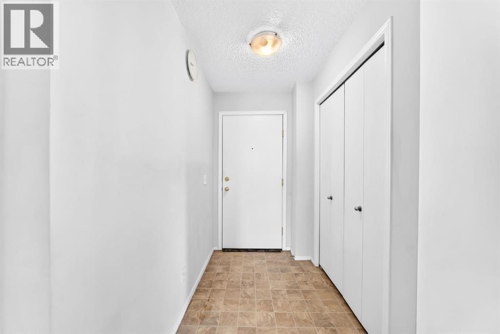 #8101 304 Mackenzie Way SW - 21