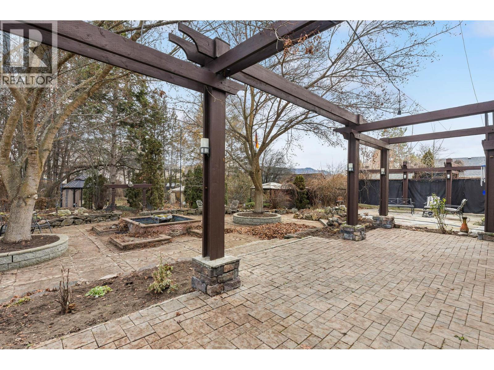  171 Snowsell Street, Kelowna