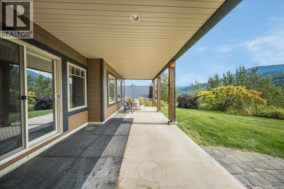 925 REDSTONE Drive - 13