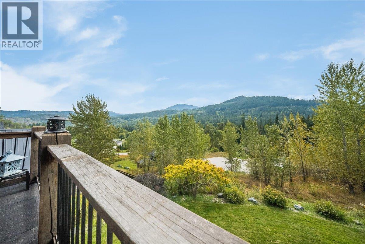 925 REDSTONE Drive - Image 17