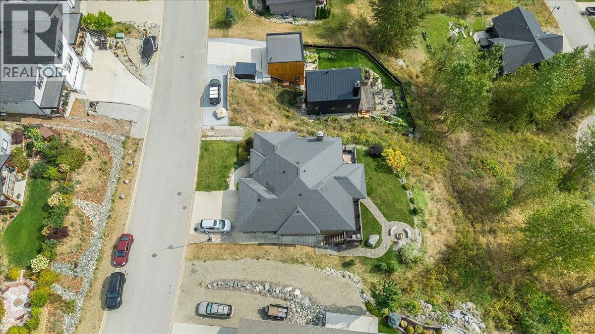 925 REDSTONE Drive - Image 5