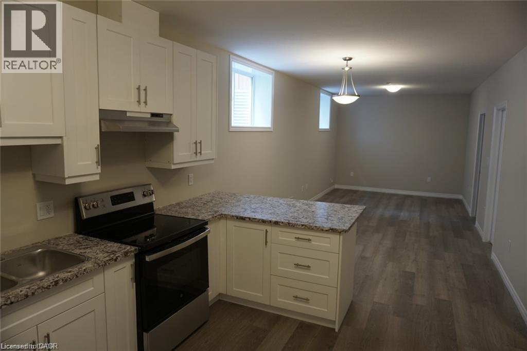 56 BARBARA Crescent Unit# LOWER — photo 3