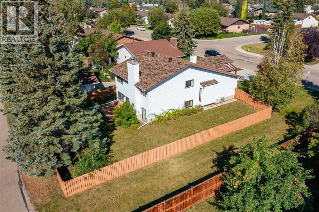 Listing photo – 9 Rollis Street, Red Deer