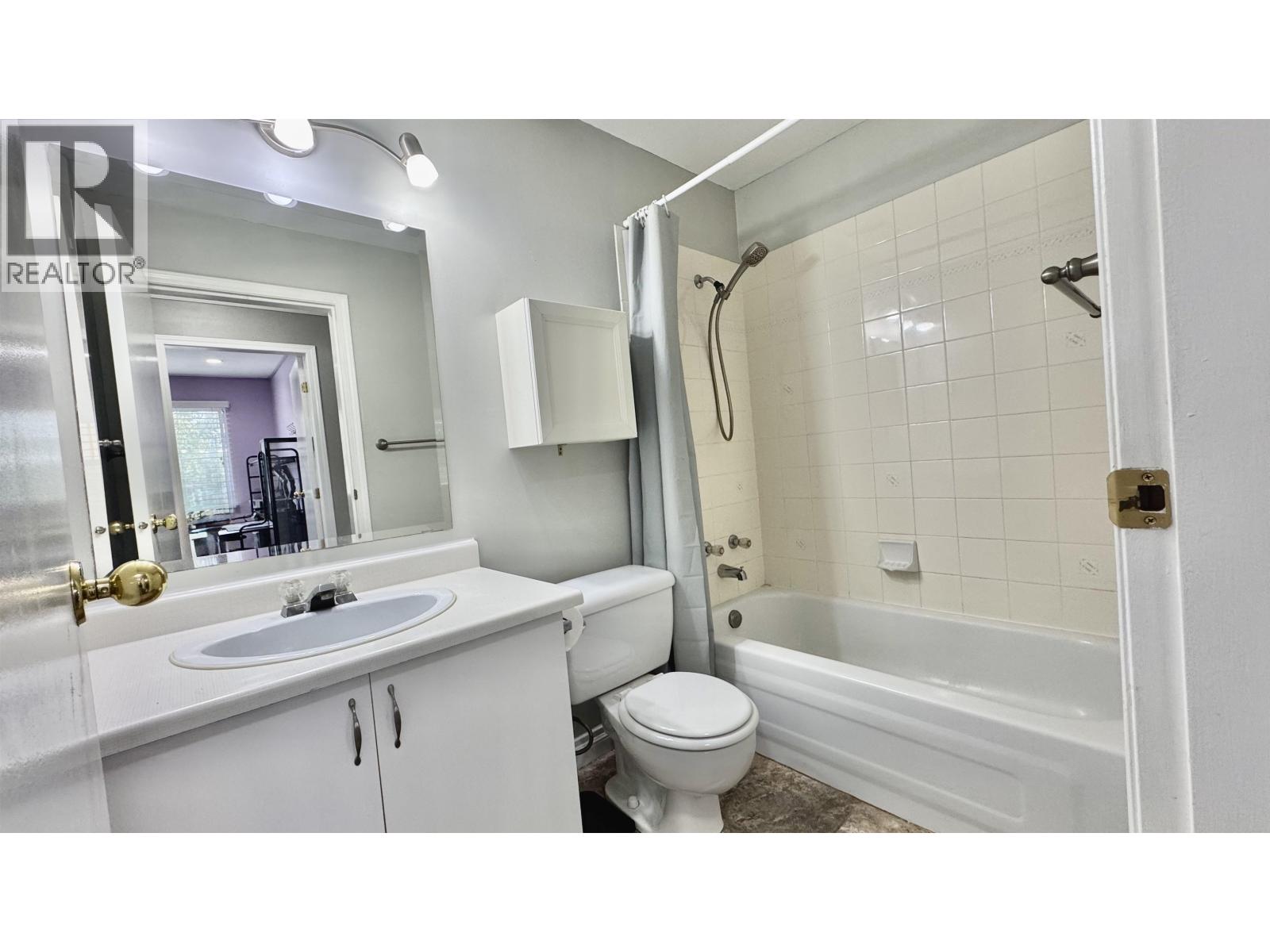 403 2983 CAMBRIDGE STREET, Port Coquitlam
