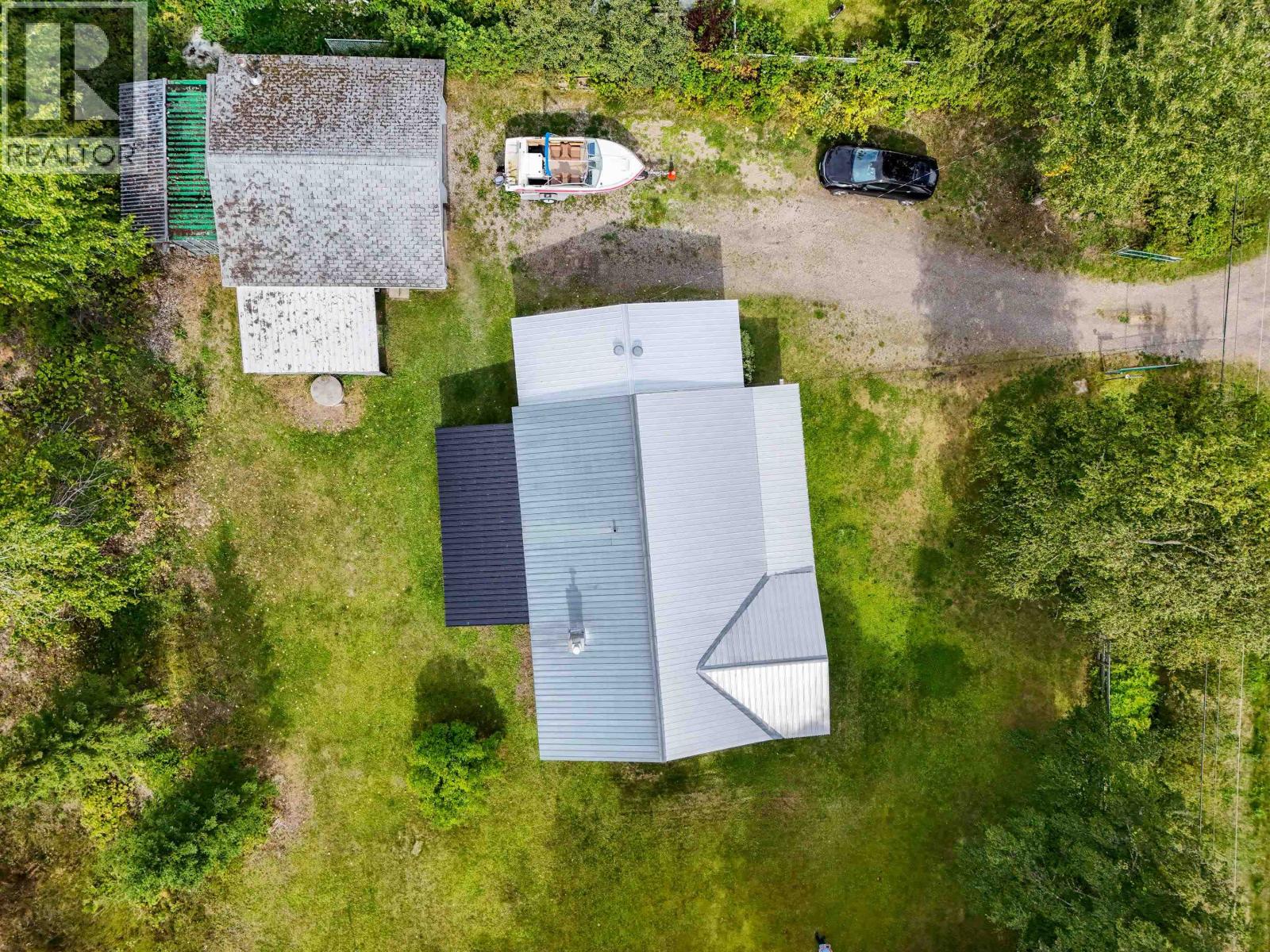 598 MARSH ROAD - 10