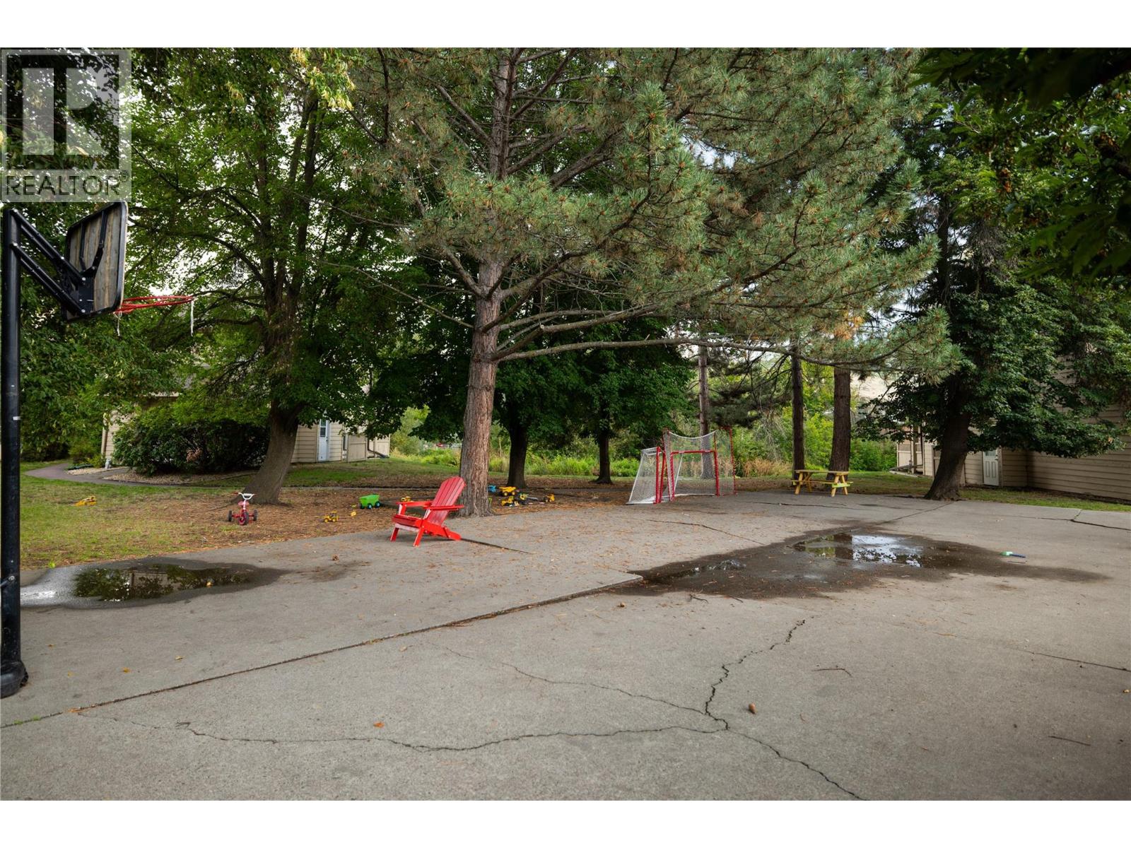 #20 5300 25 Avenue - 33