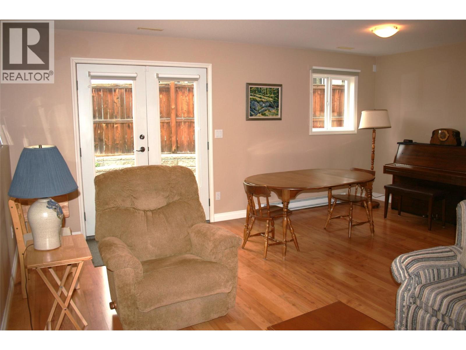1985 Stikine Place - 18